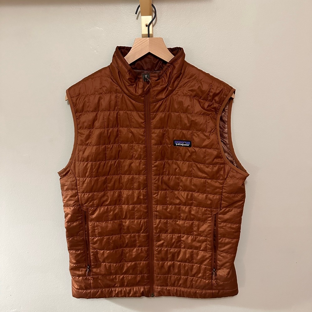Burnt Orange Men’s M Patagonia Vest